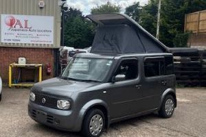 Nissan Cube roof