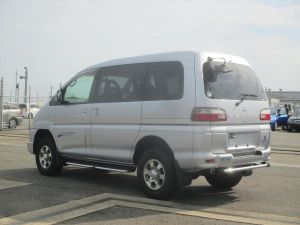 delica exterior