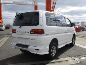 delica exterior