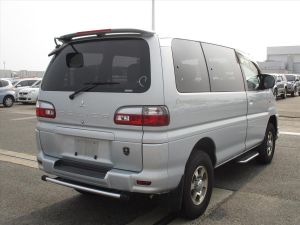 delica exterior